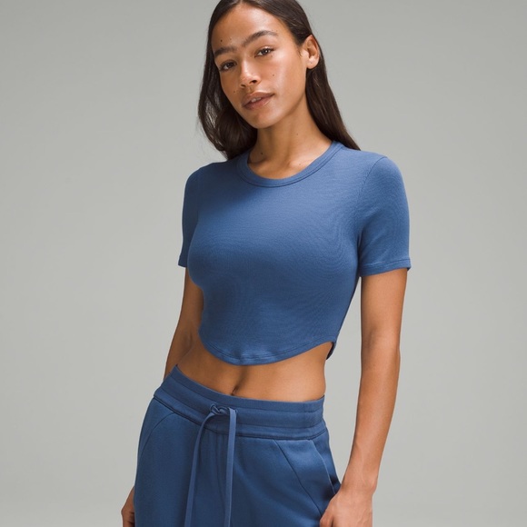 NWOT lululemon Hold Tight Cropped T-Shirt (Medium Forest) - Picture 10 of 11